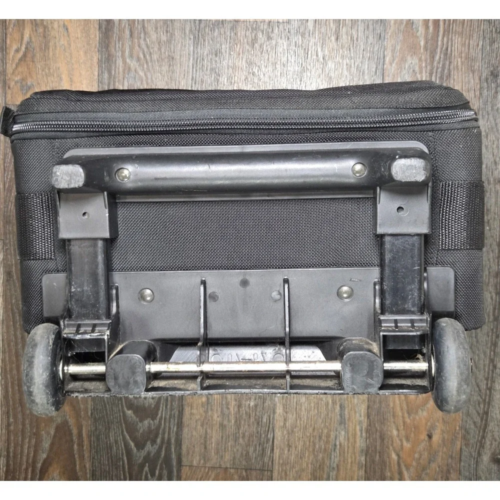 Tamrac rolling camera